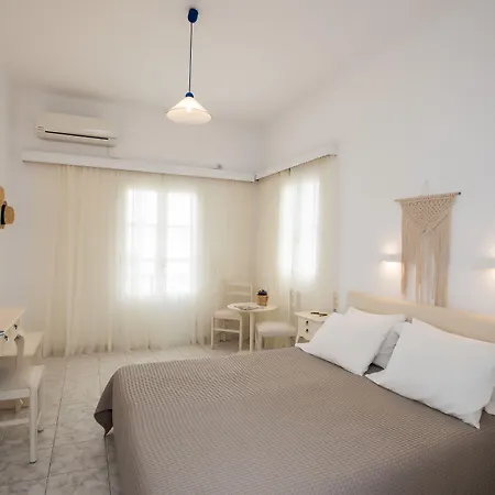 Отель Charissi Mykonos Town