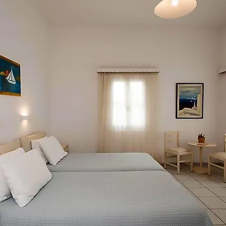 Hotel Charissi 3*
