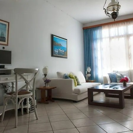 Charissi Hotel 3*